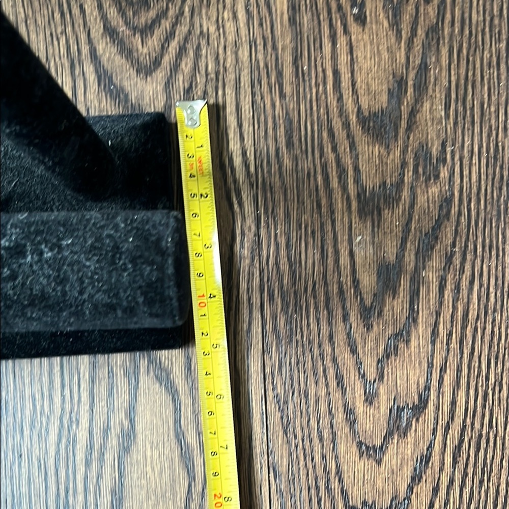 Black Velvet Jewelry Stand - Picture 5 of 5